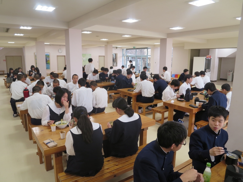 普段の学生食堂（昨年度撮影）